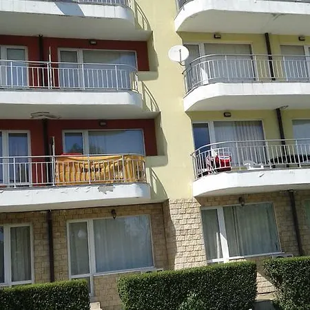 Ganz Real Estate 1 *